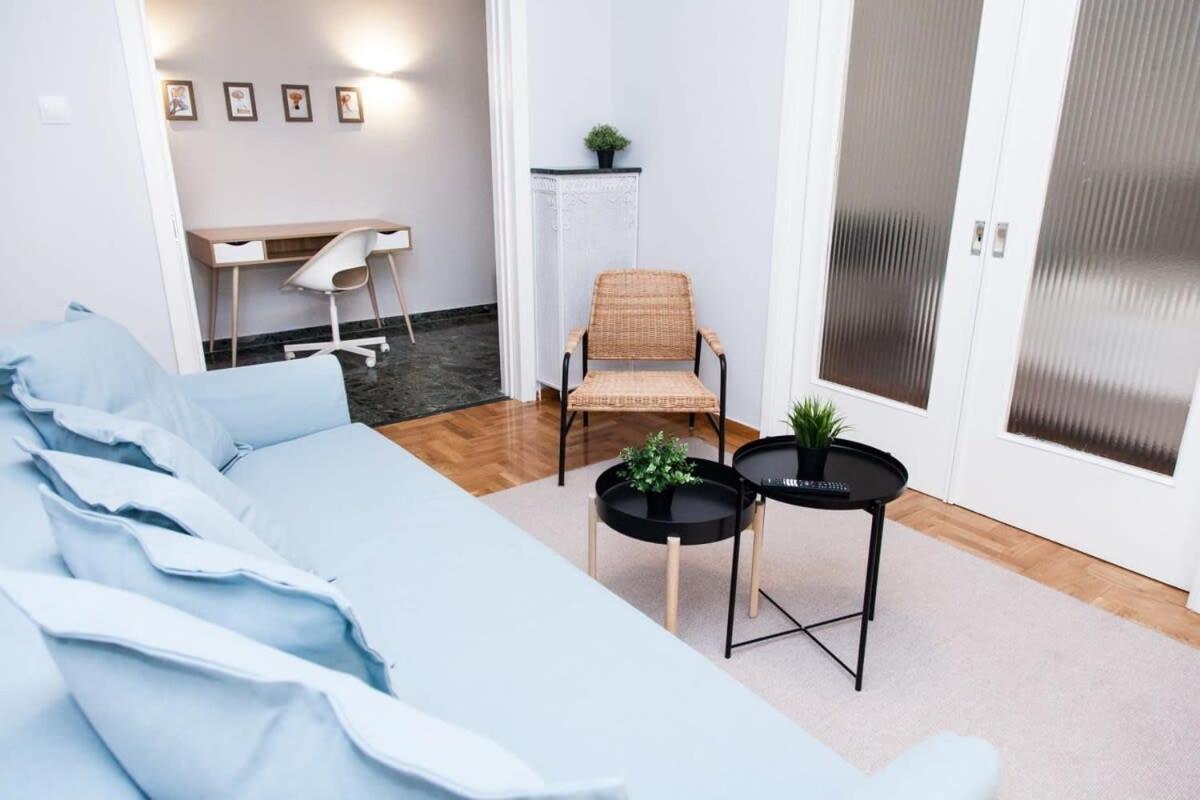 Apartment Modern Beauty In Area